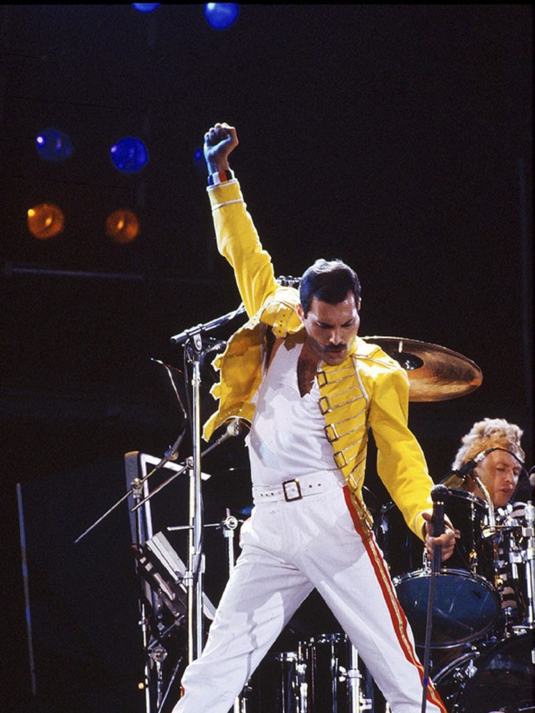 5 Teori Kontroversi Dalam Bohemian Rhapsody