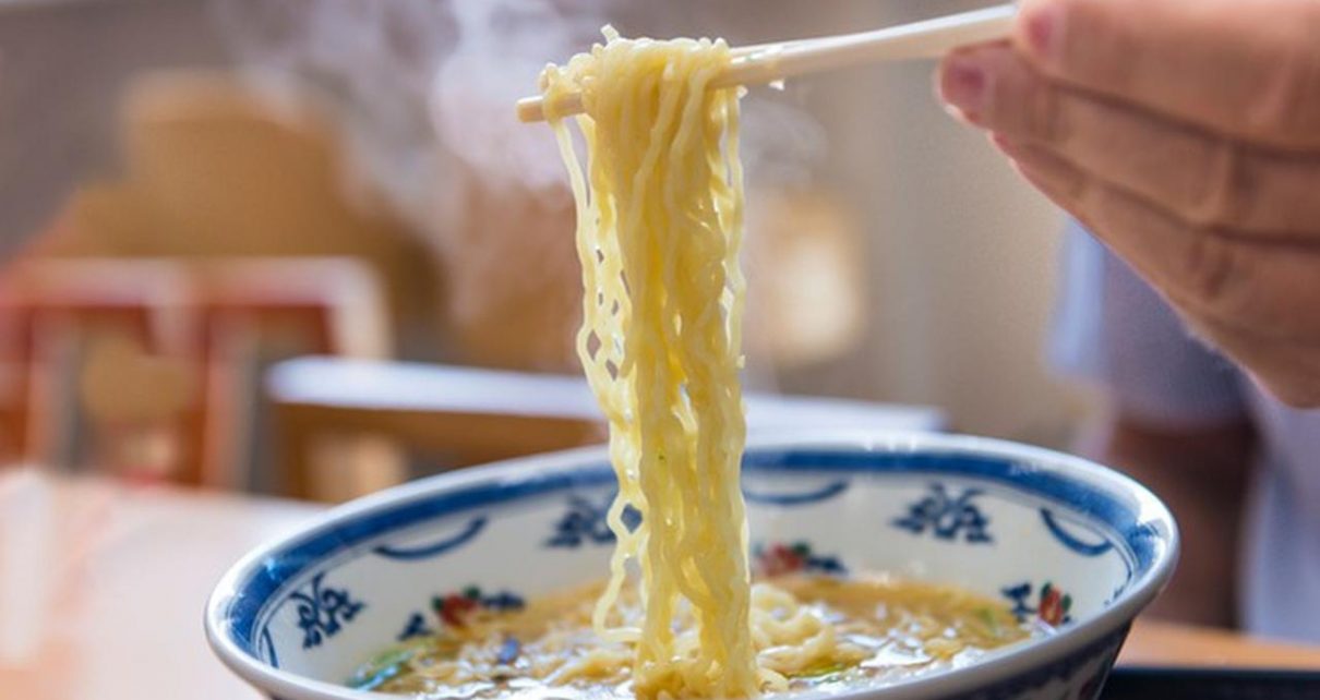 Ini Alasan Orang Jepang Makan Mi Dengan Bersuara "Slurp"