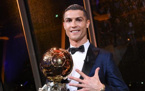 Cristiano Ronaldo Kembali Difavoritkan Memenangkan Ballon d'Or