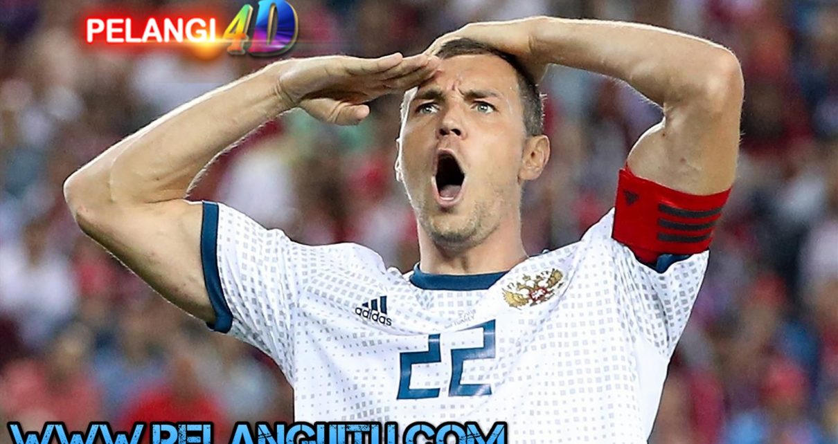 Rumor Transfer : Lazio Incar Stiker Jangkung Timnas Russia Artem Dzyuba