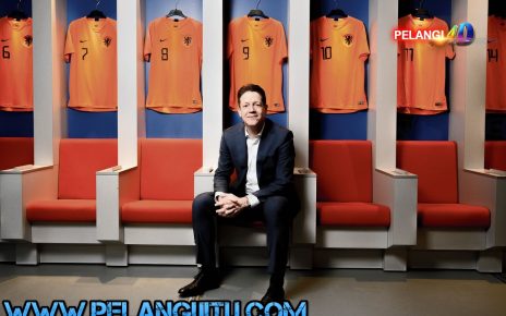 Presiden KNVB : Saya Ragu Jika Premier League 2019/2020 Bisa Rampung