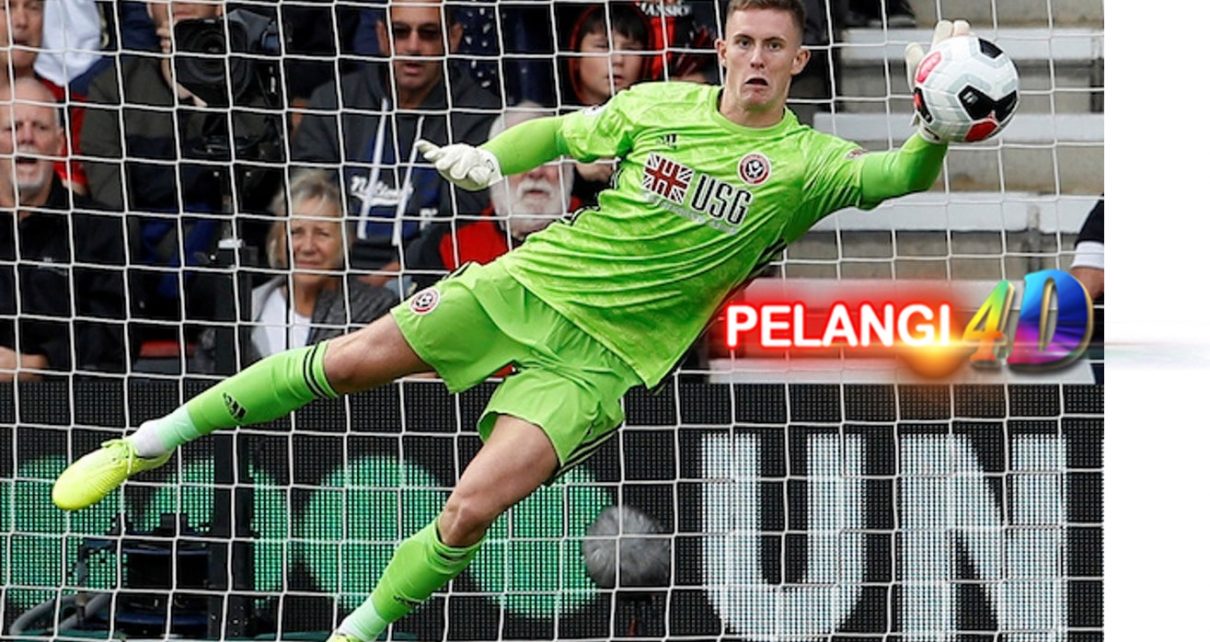 Kiper Fenomenal MU Nilai Dean Henderson Belum Layak Gantian David De Gea