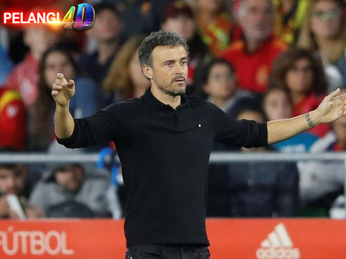 Spanyol Diimbangi Swiss Luis Enrique Tetap Puas