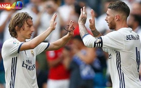 Zinedine Zidane Lebih Peduli Nasib Sergio Ramos dan Luka Modric Ketimbang David Alaba
