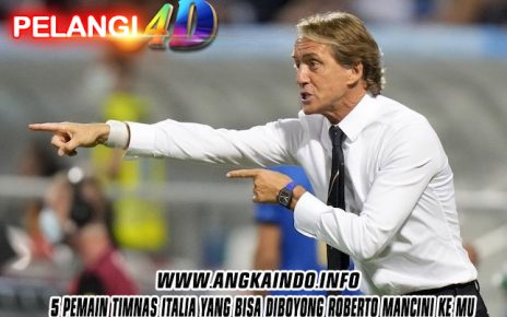 5 Pemain Timnas Italia yang Bisa Diboyong Roberto Mancini ke MU