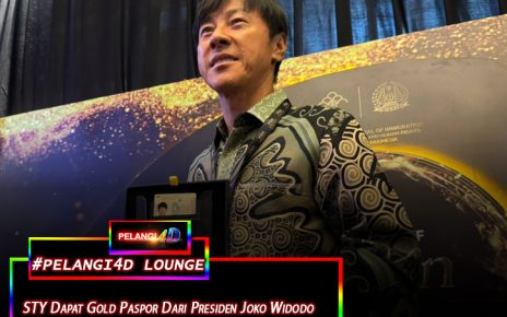 Shin Tae Yong Diberikan Penghargaan Oleh Presiden Jokowi Berupa Golden Visa